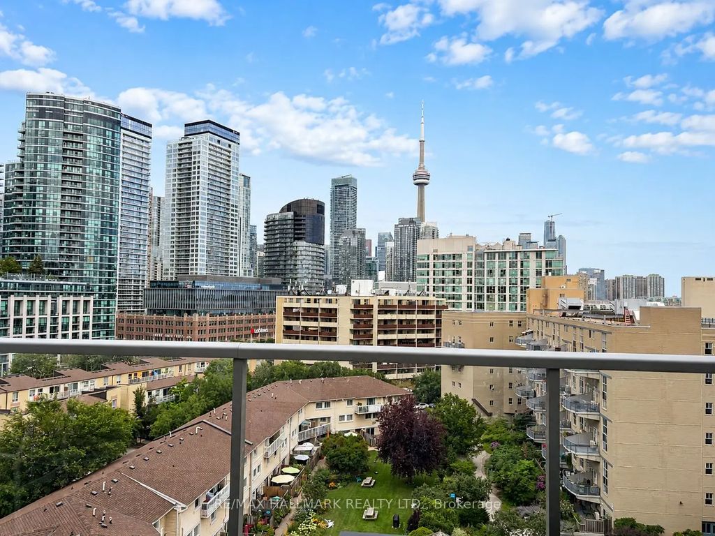 90 Stadium Road 905, Toronto C01