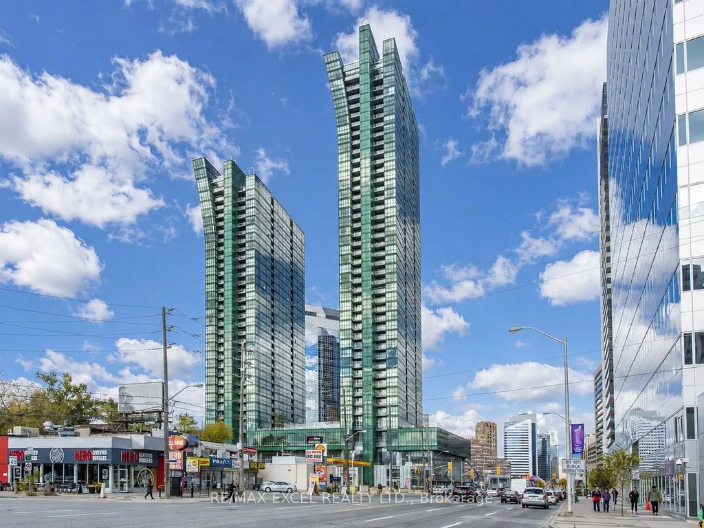 11 Bogert Avenue 2403, Toronto C07