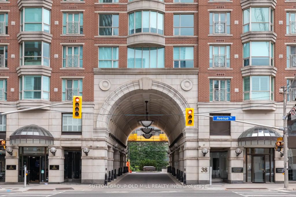38 Avenue Road 700, Toronto C02