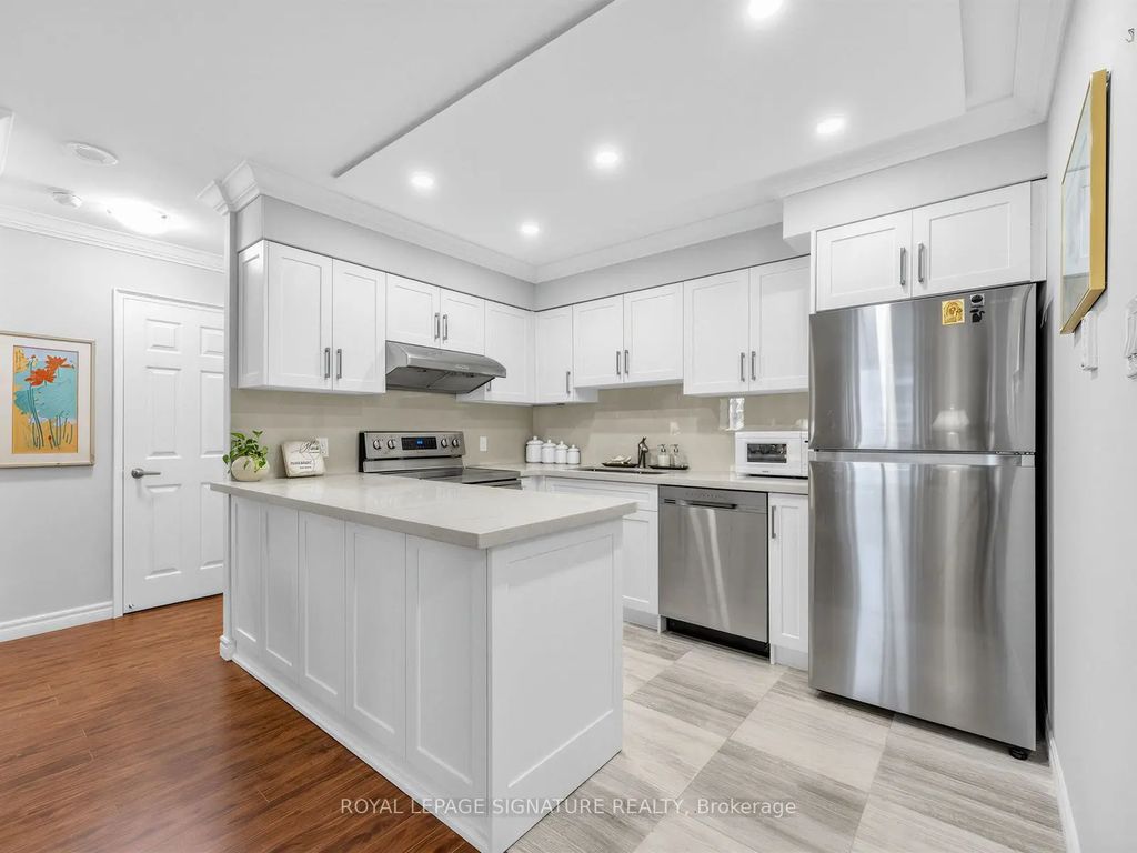 256 Doris Avenue 1711, Toronto C14