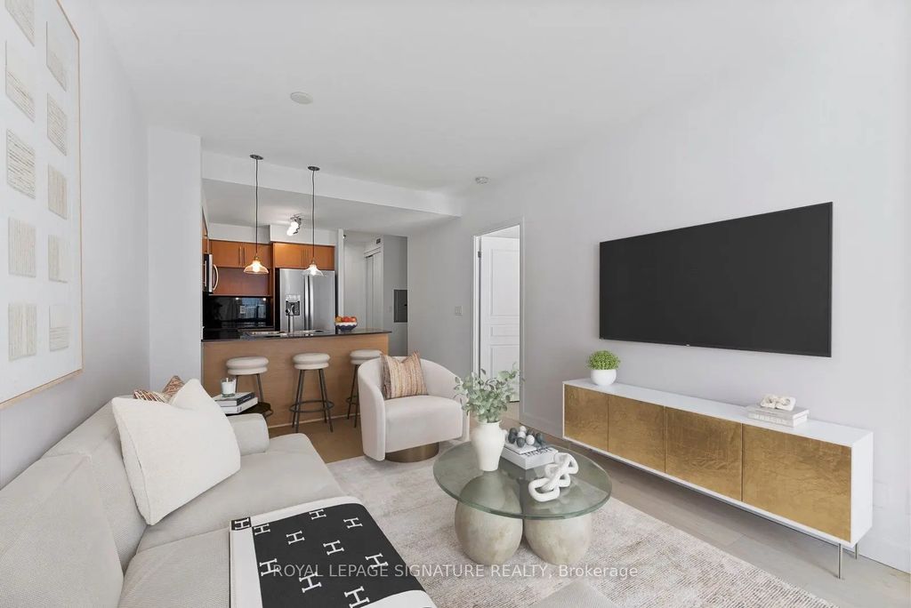 18 Yonge Street Ph11, Toronto C01