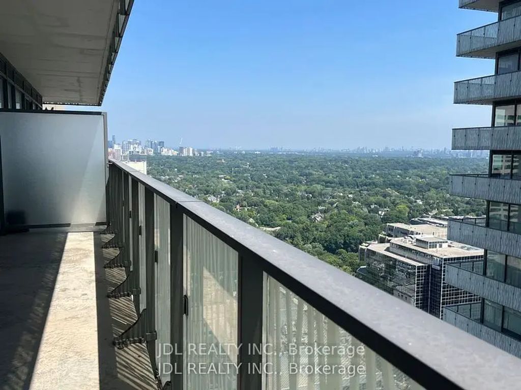 42 Charles Street E 3609, Toronto C08