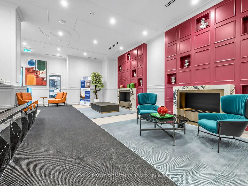 180 Front Street E 508, Toronto C08
