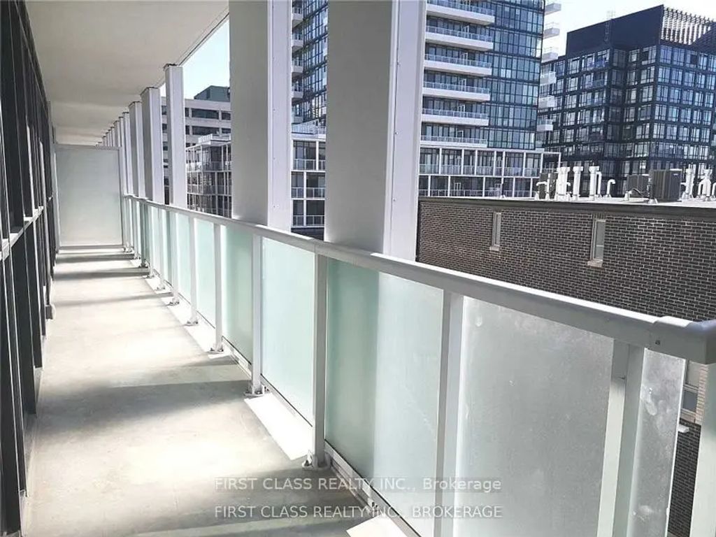 188 Fairview Mall Drive 311, Toronto C15