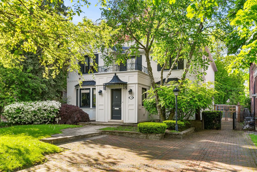 230 Strathallan Wood, Toronto C04
