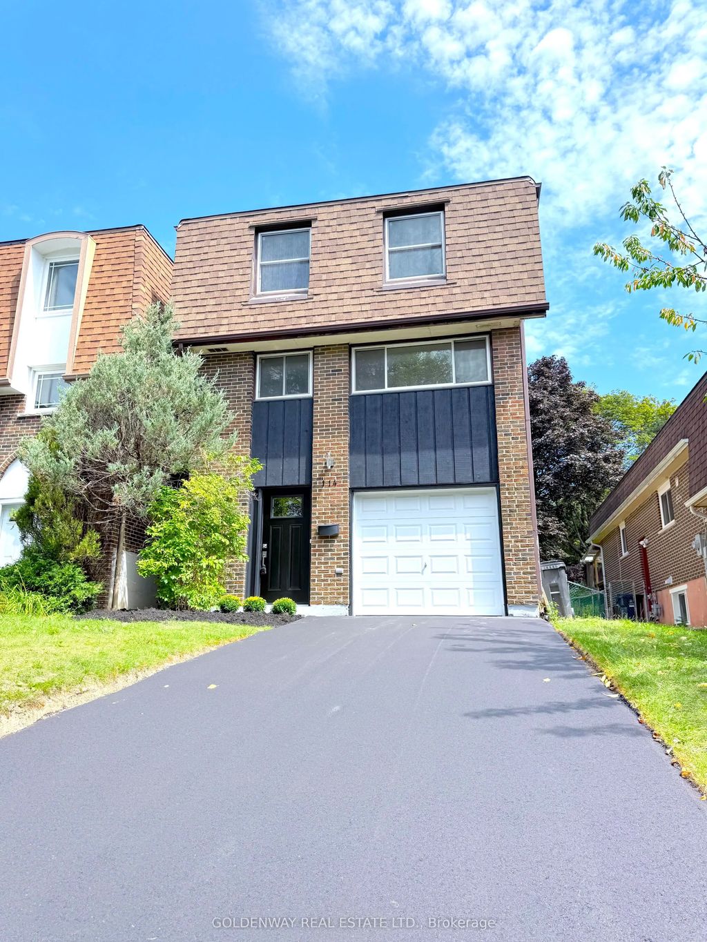114 Loganberry Crescent, Toronto C15