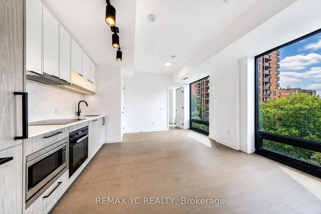 91 Montclair Avenue 706, Toronto C03