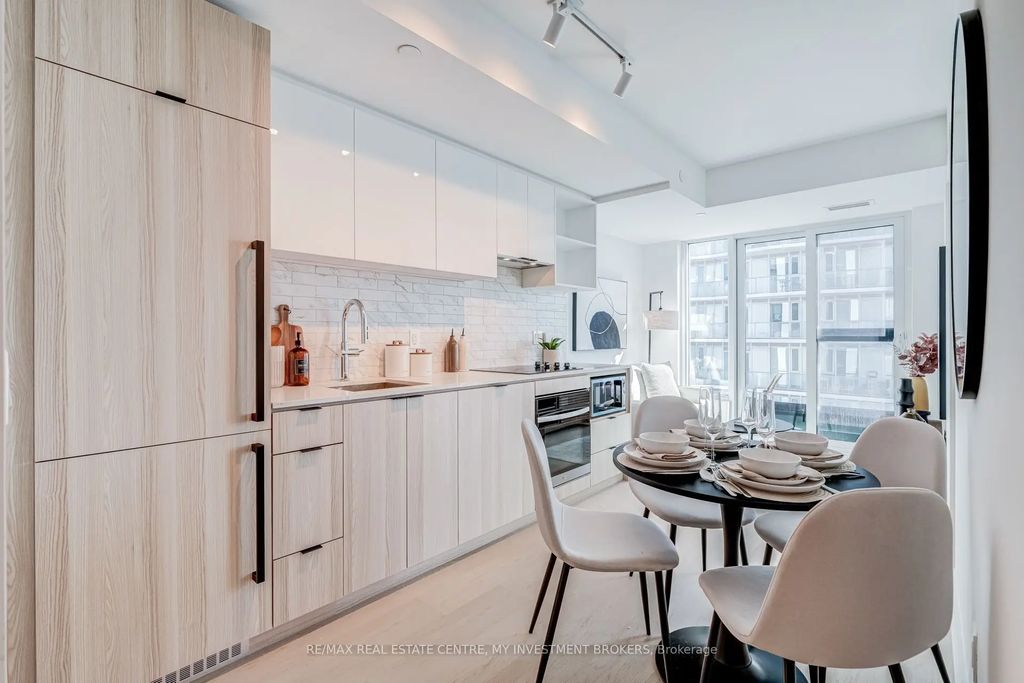 252 Church Street 4509, Toronto C08