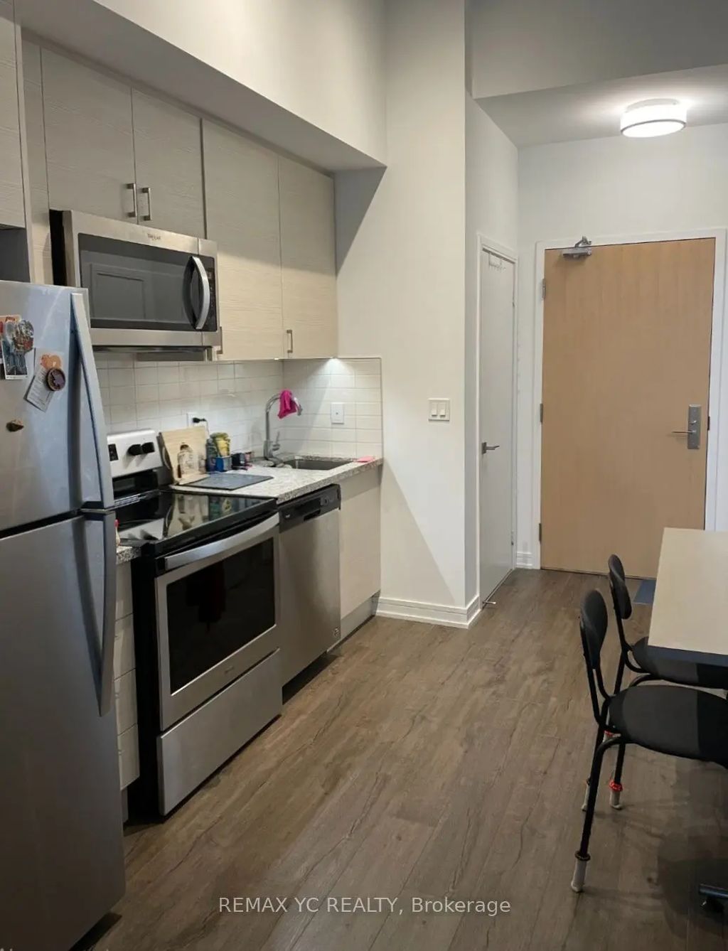621 Sheppard Avenue E 111, Toronto C15