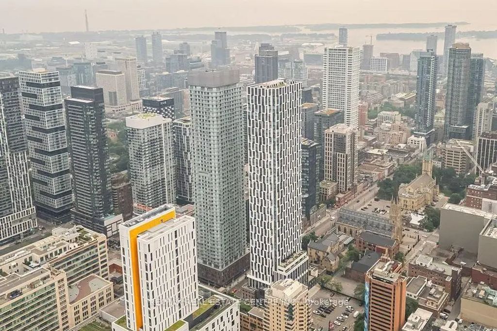 252 Church Street 612, Toronto C08