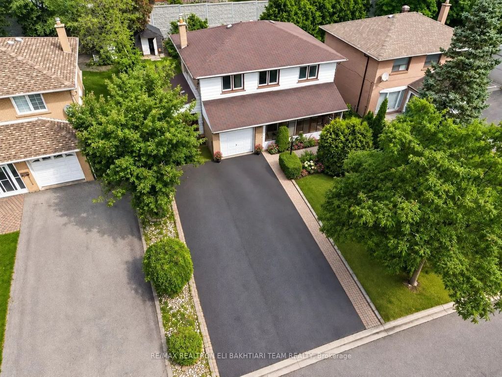 180 Woodsworth Road, Toronto C12