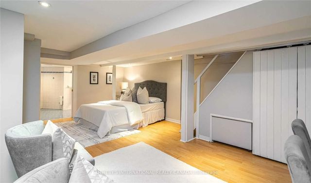 213 Shaw Street Lower, Toronto C01