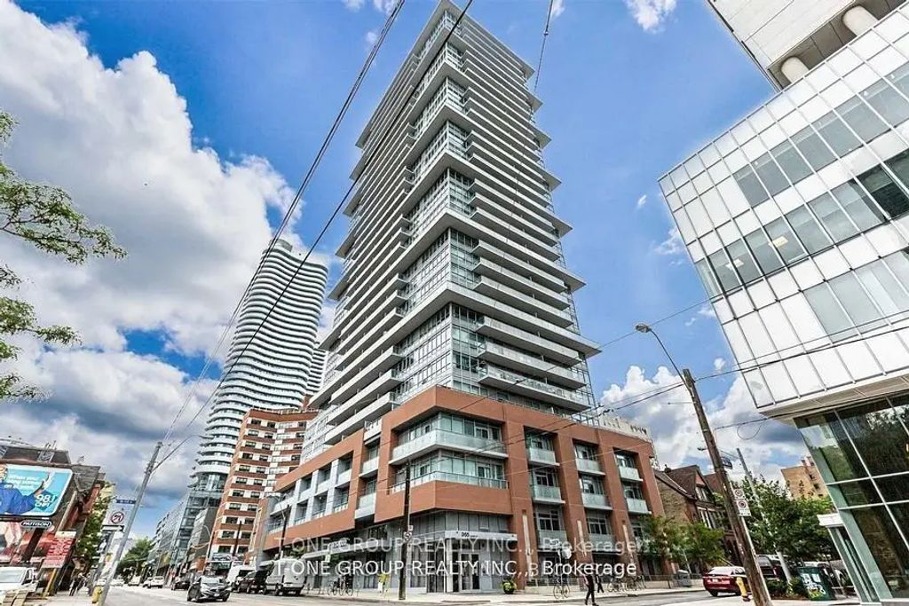 92 Mcgill Street, Toronto C08