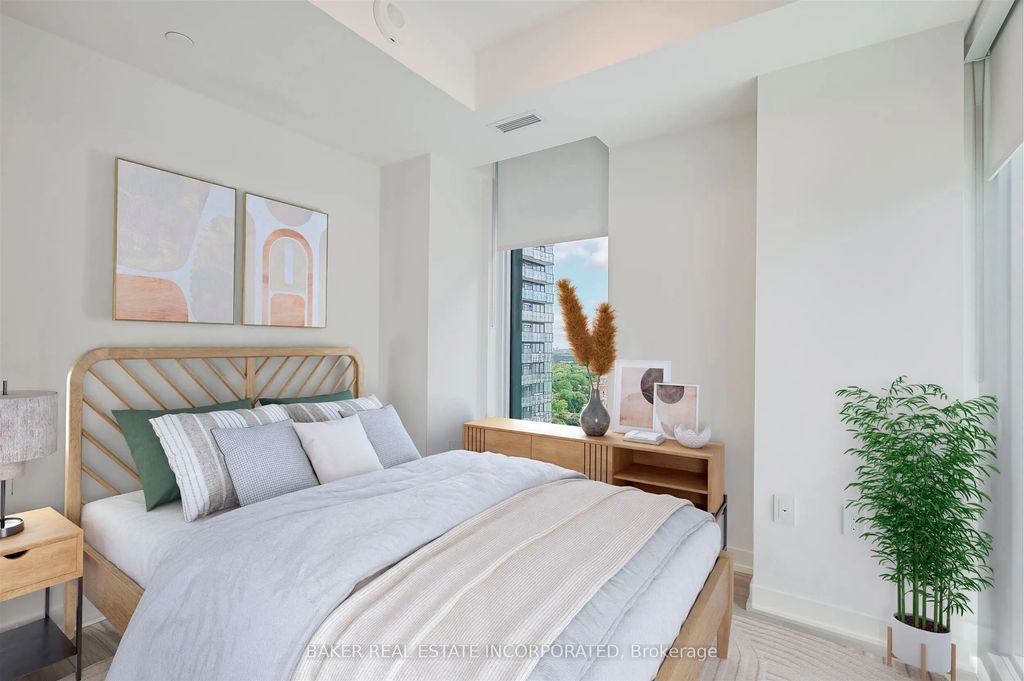 223 Redpath Avenue 3402, Toronto C10