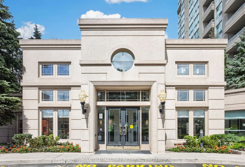 8 Covington Road 808, Toronto C04