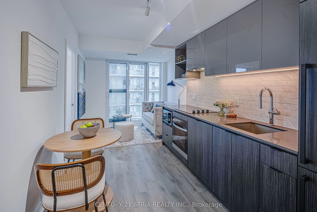 252 Church Street 2308, Toronto C08