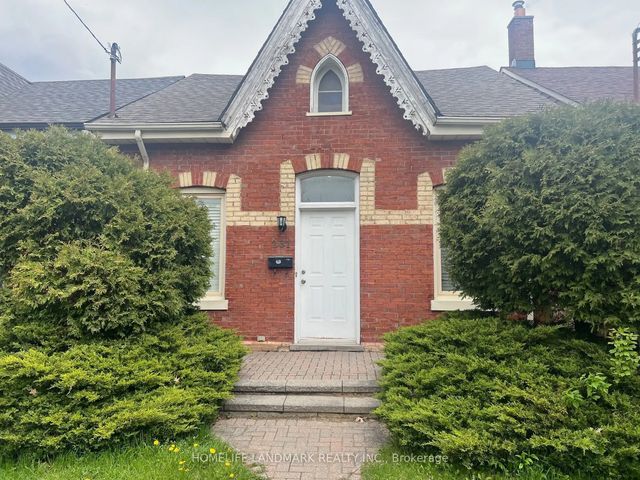 231 Clinton Street, Toronto C01