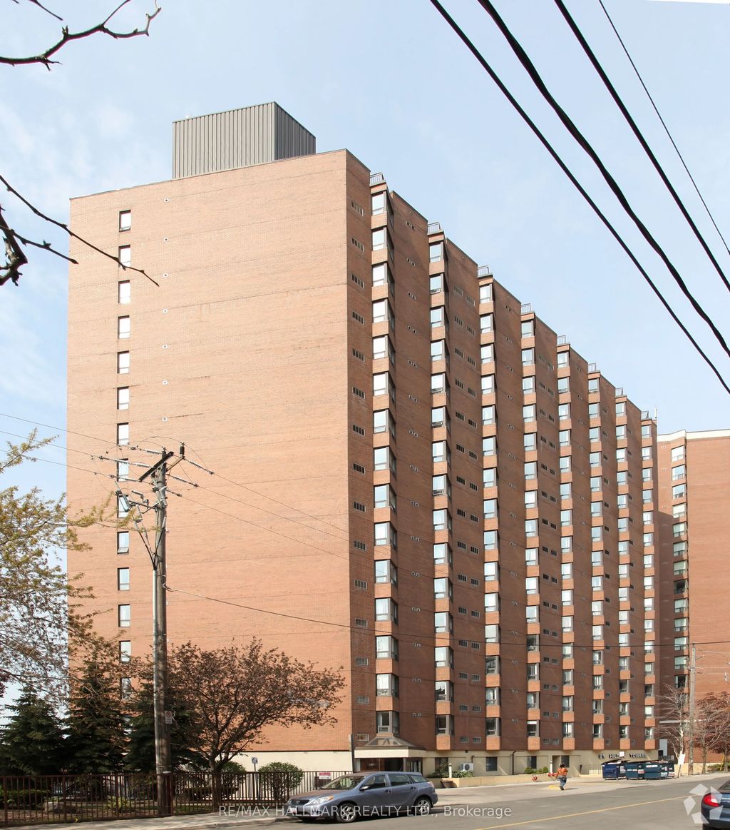 800 Vaughan Road 1, Toronto C03