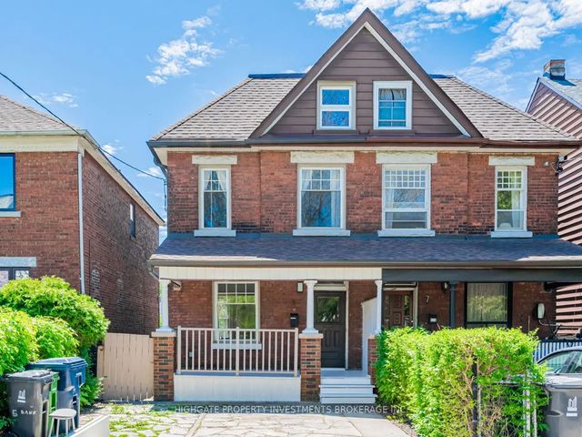 5 Bank Street, Toronto C01
