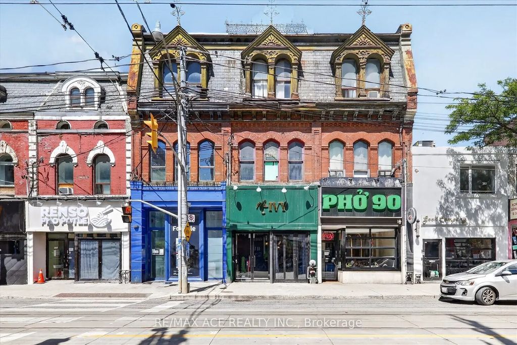 502 Queen Street W, Toronto C01