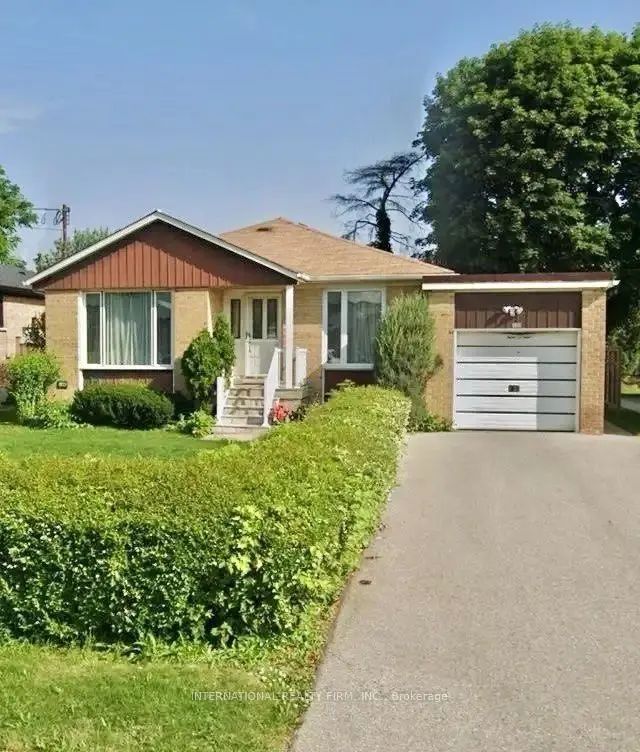 198 Waterloo Avenue, Toronto C06