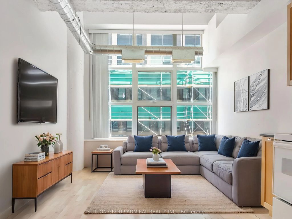 155 Dalhousie Street 626, Toronto C08