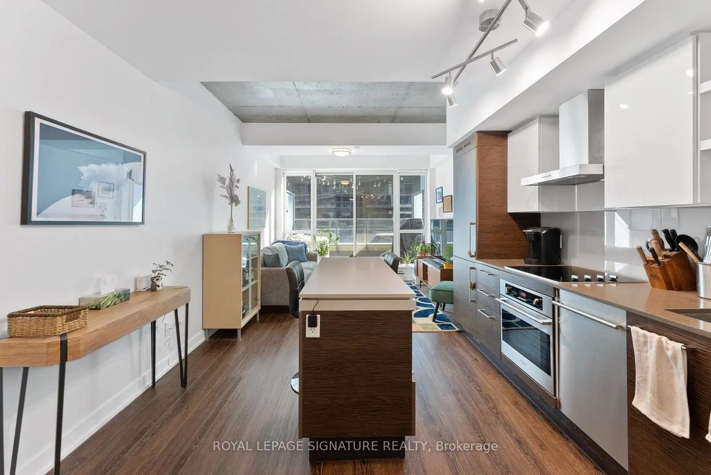 1030 King Street W 333, Toronto C01