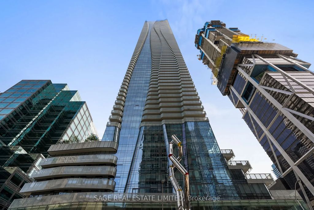 1 Bloor Street E 510, Toronto C08