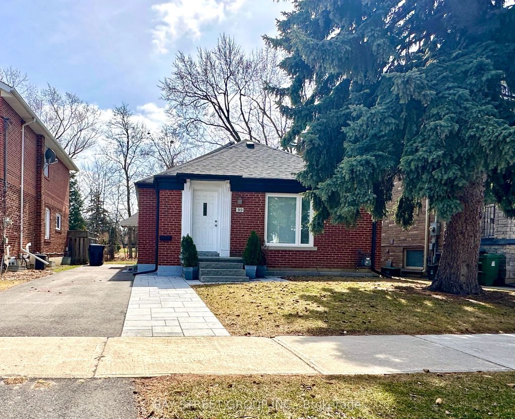 99 Park Home Avenue, Toronto C07