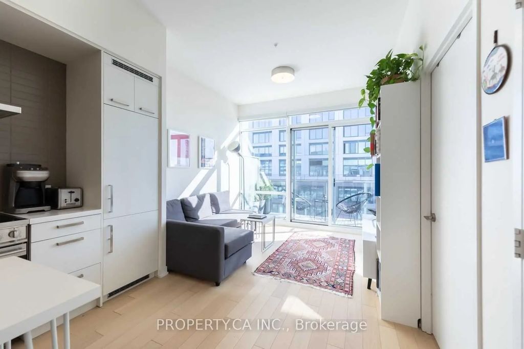 455 Front Street E Ph S804, Toronto C08