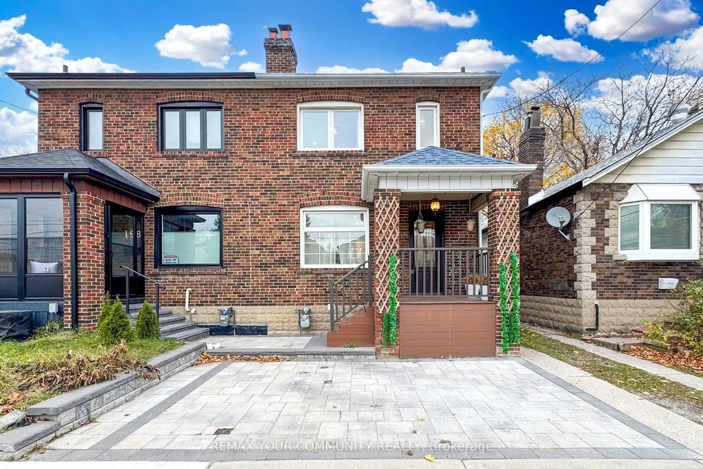 196 Lawrence Avenue W, Toronto C04