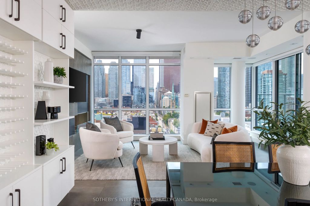 39 Sherbourne Street 1606, Toronto C08