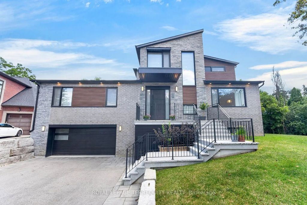 35 Tottenham Road, Toronto C13