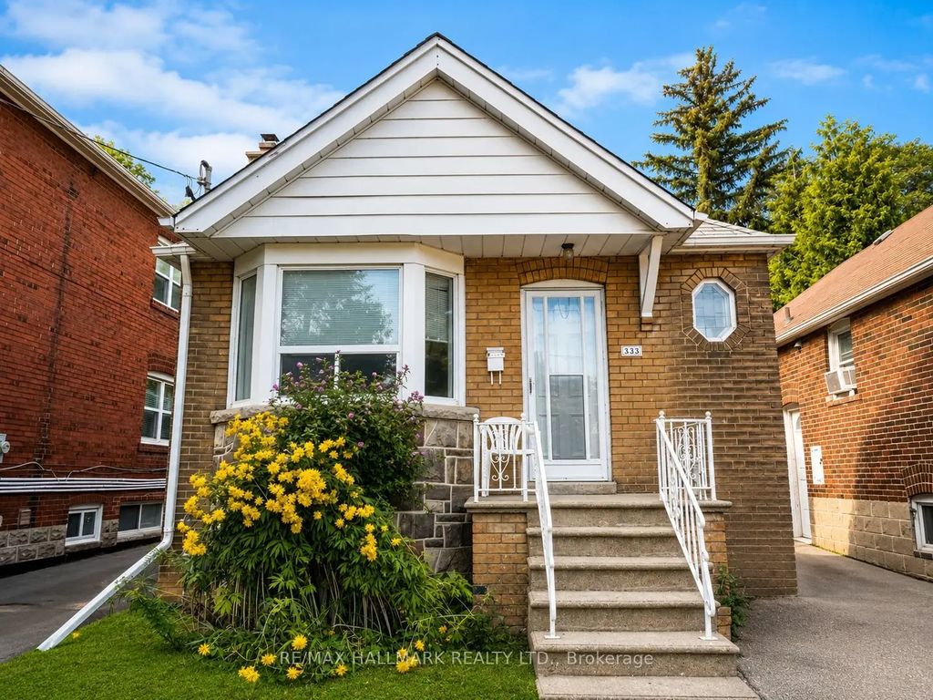 333 Vaughan Road, Toronto C03