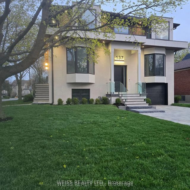 137 Bannockburn Avenue, Toronto C04
