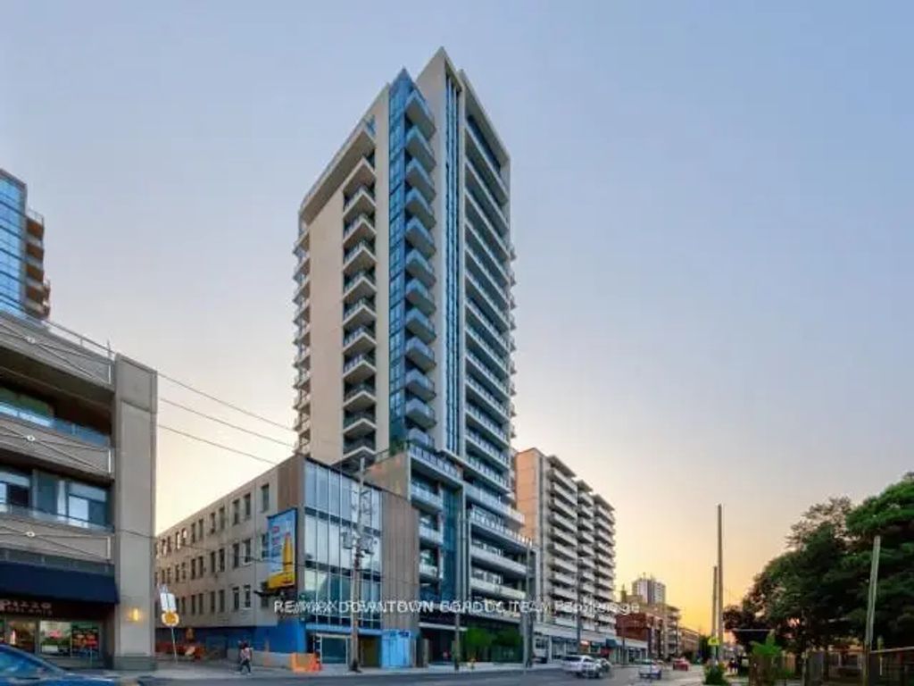 1486 Bathurst Street 303, Toronto C03