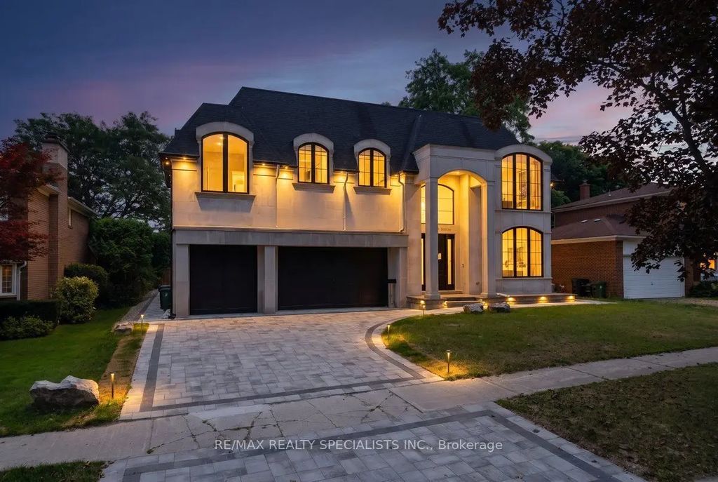 95 Lord Seaton Road, Toronto C12