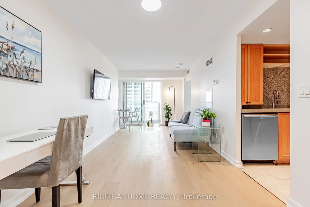 8 Park Road 3116, Toronto C02
