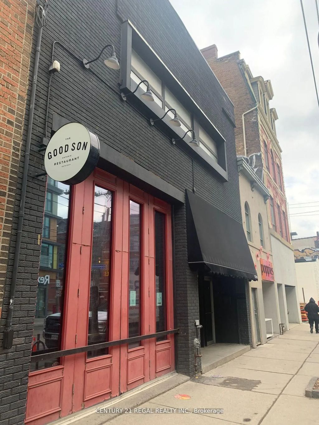 1096 Queen Street W, Toronto C01
