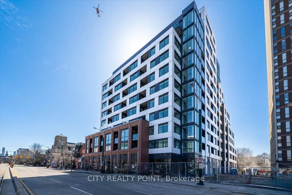 664 Spadina Avenue 201, Toronto C01