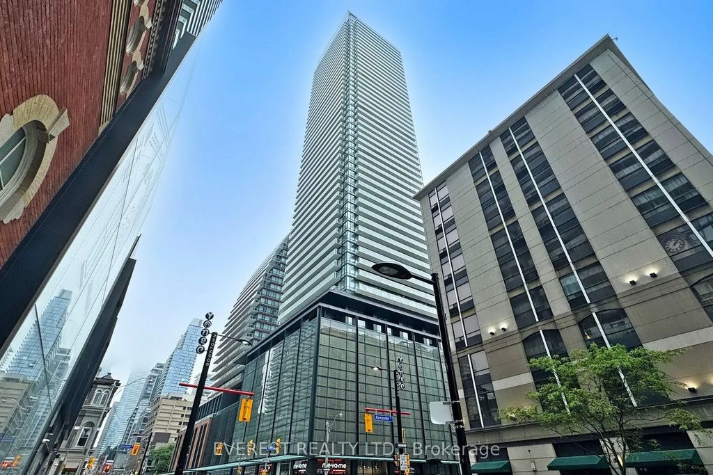 501 Yonge Street 2701, Toronto C08