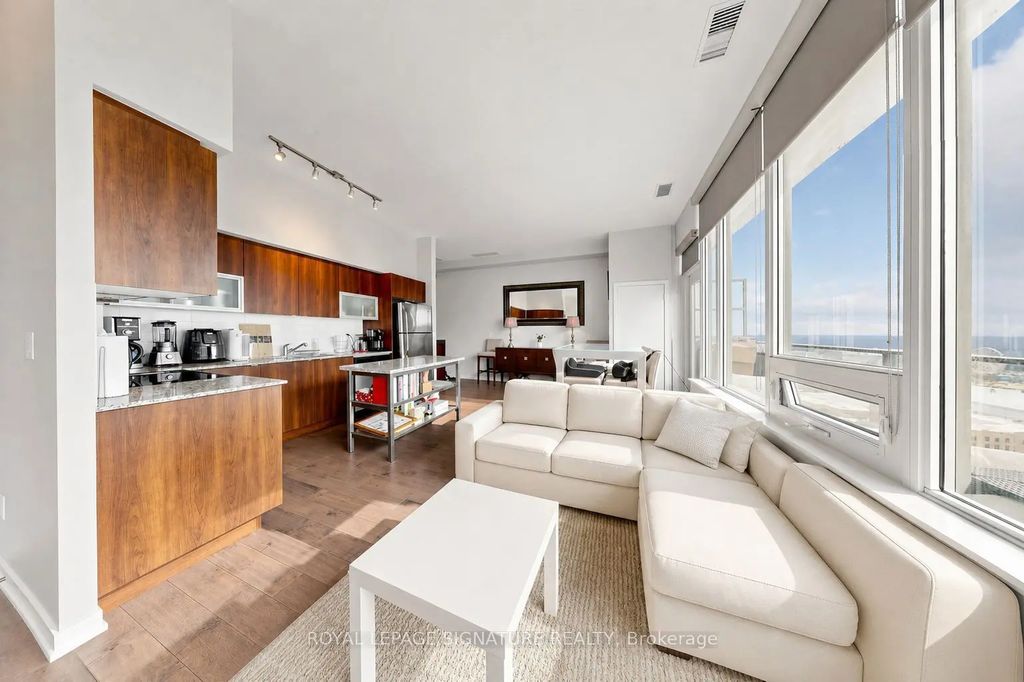 55 East Liberty Street Ph 06, Toronto C01