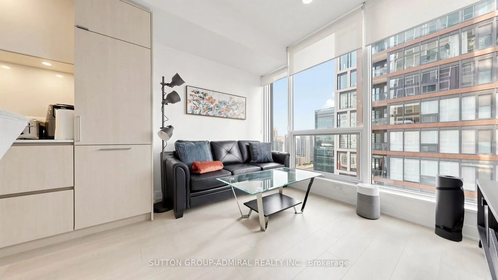 35 Mercer Street 3011, Toronto C01