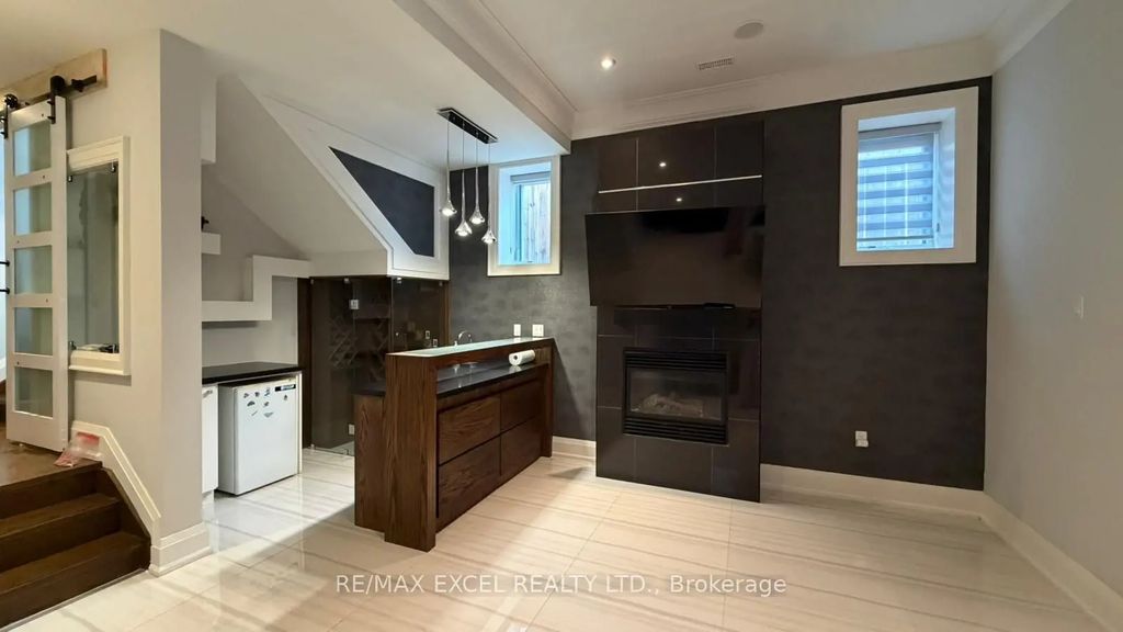 106 Kingsdale Avenue Basement, Toronto C14