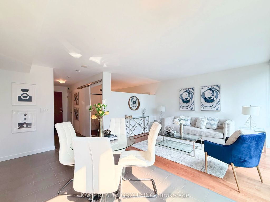 33 Lombard Street 410, Toronto C08