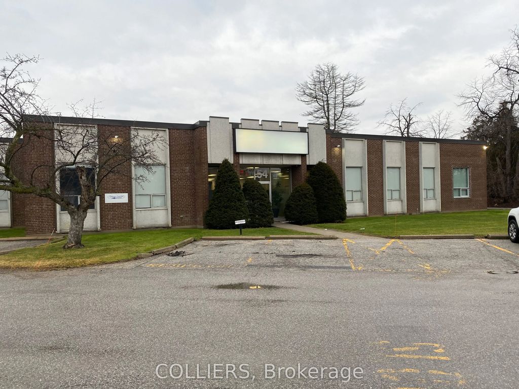 56 Lesmill Road, Toronto C12