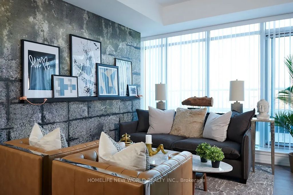783 Bathurst Street 803, Toronto C01
