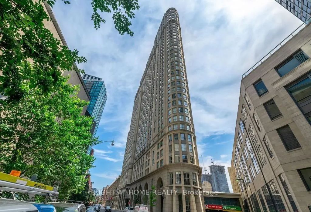 25 The Esplanade N/a 1619, Toronto C08