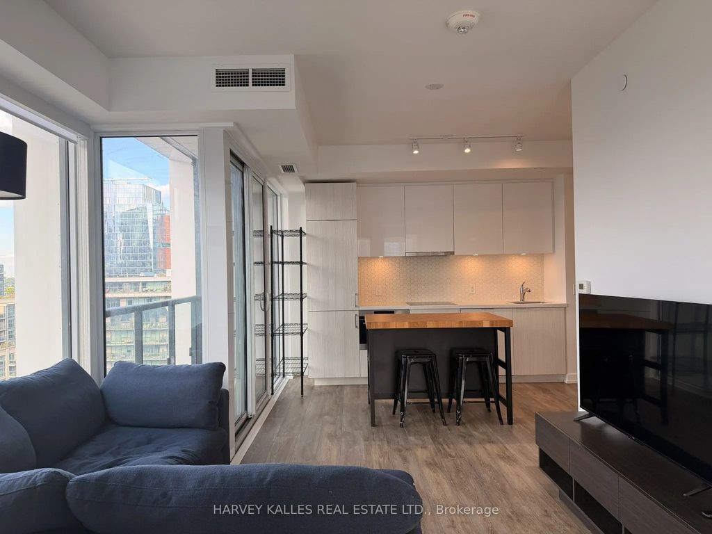 158 Front Street E 1704, Toronto C08
