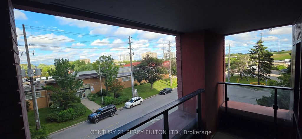 8 Tippett Road 309, Toronto C06